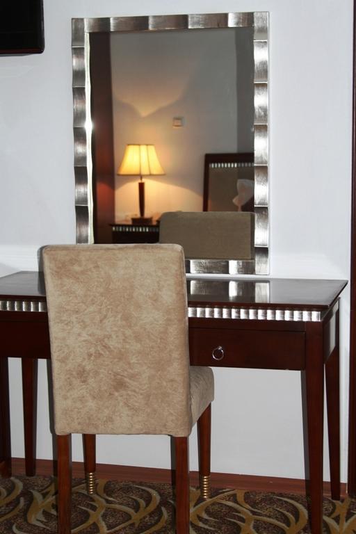 Afarensis International Hotel Аддис-Абеба Екстер'єр фото